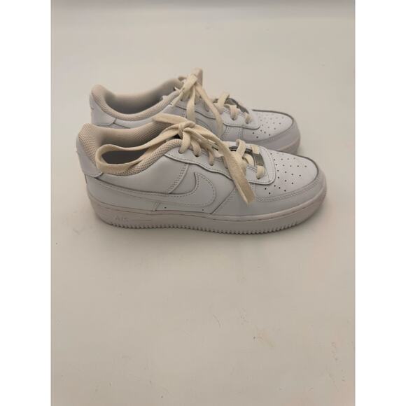 Nike Air Force 1 LE Triple White Low Top Shoes 6Y – DH2920-111